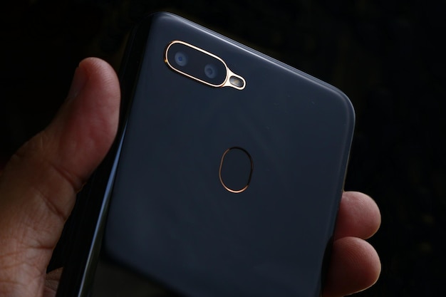 Xiaomi Redmi 9 ładowanie indukcyjne jak włączyć i czy to w ogóle możliwe?