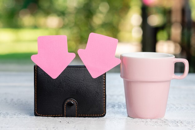 Co to jest etui i do czego naprawdę służy?