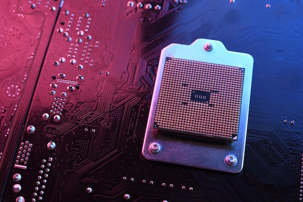 Czy procesor i3 jest dobry do gier czy raczej za słaby?