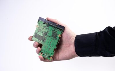 Jak włożyć procesor do płyty głównej bez ryzyka uszkodzenia?