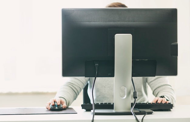 Jaki procesor do pracy biurowej sprawdzi się najlepiej?