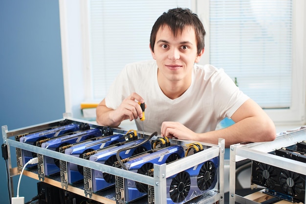 Jak zamontować chłodzenie wodne procesora bez komplikacji?