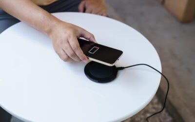 Ładowarka indukcyjna czy warto inwestować w takie rozwiązanie?