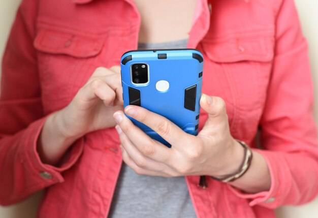 Gdzie kupić etui na telefon i na co zwrócić uwagę?